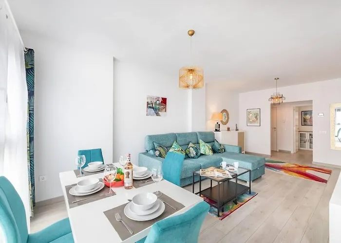 New Chic Walk To Rdr387 아파트 에스테포나