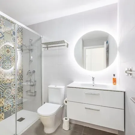 New Chic Walk To Rdr387 Apartmán *